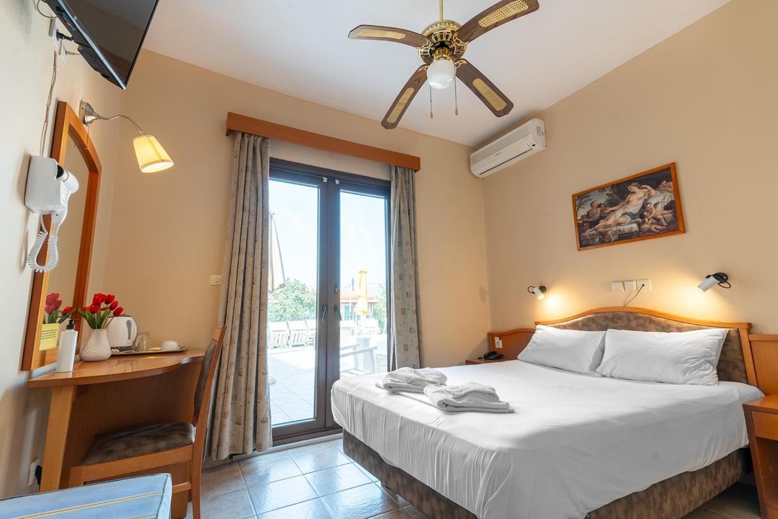 Sappho Hotel Скала Ересу Екстериор снимка